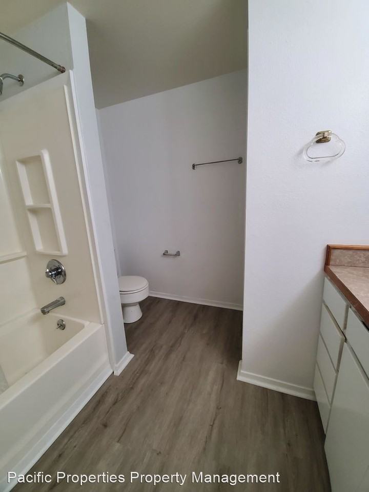 500 N Lake Rd - Photo 2 of 16