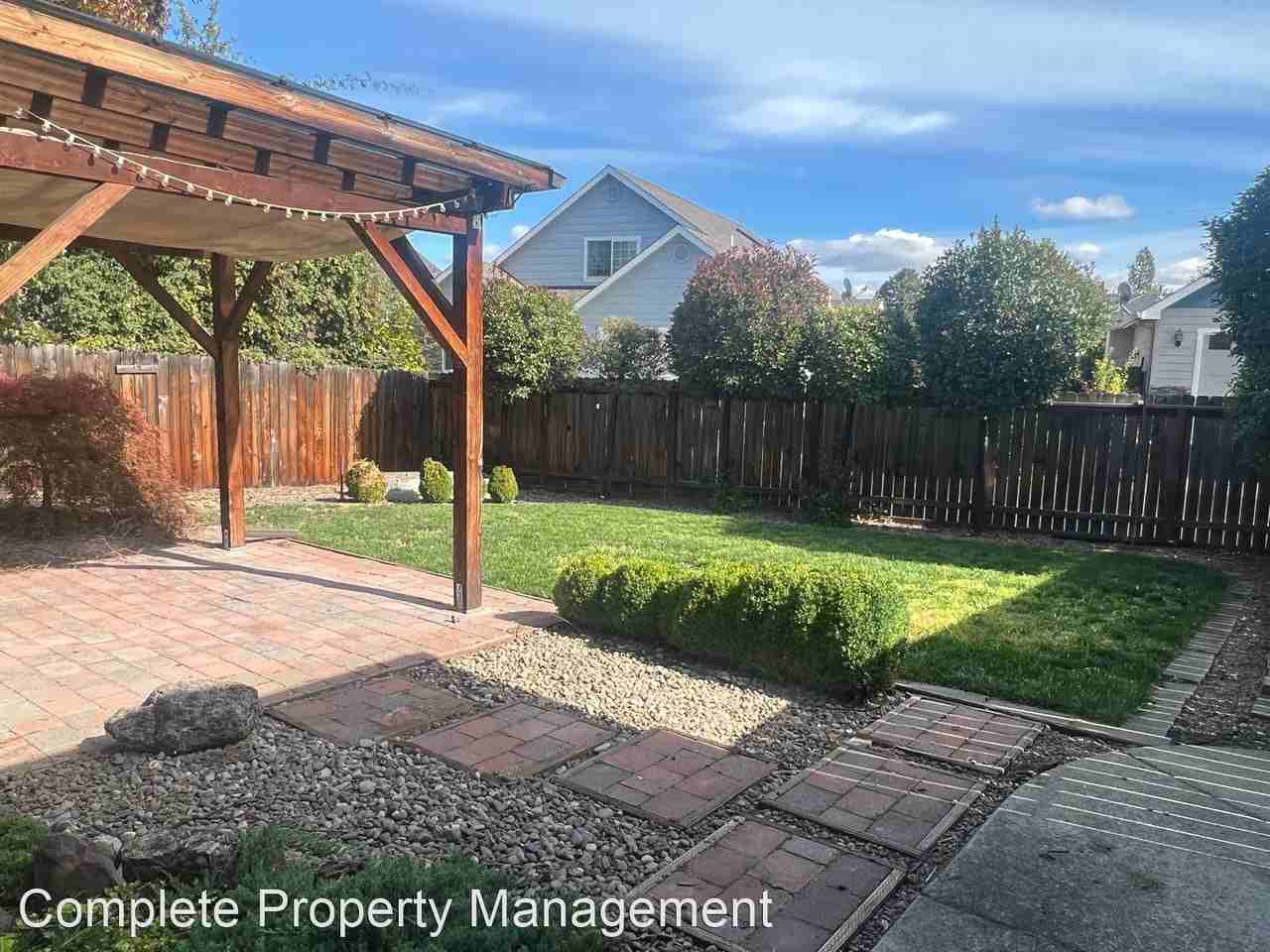 2025 Deer Pointe Ct - Photo 2 of 26