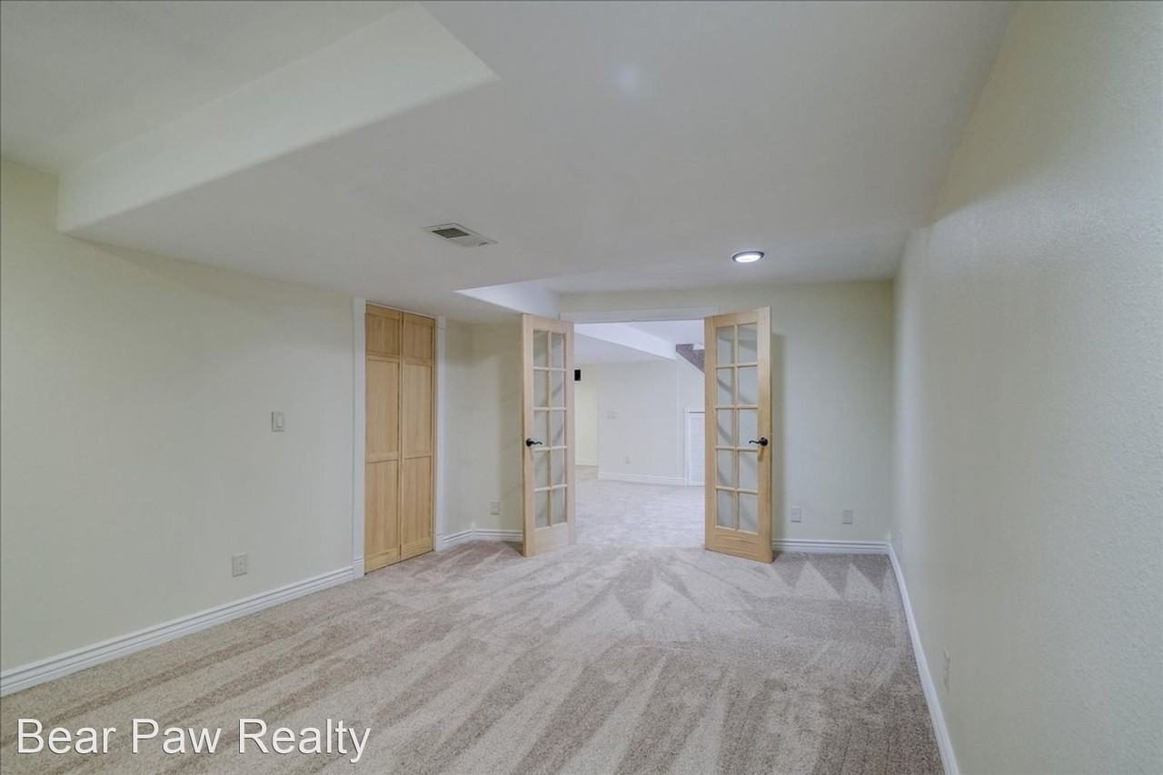 2449 Channell Dr - Photo 3 of 14