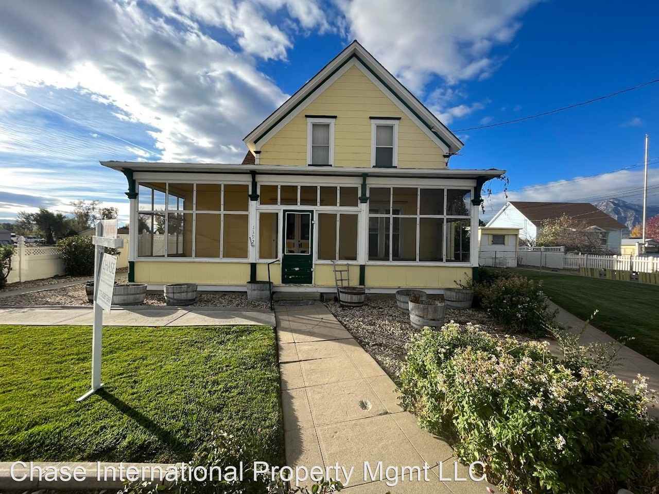 1392 Hwy 395, Gardnerville, NV 89410 5 Bedroom House for 1,900/month