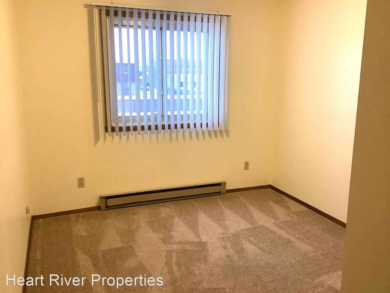 1814 Prairie Ave 1 & 16 - Photo 2 of 4