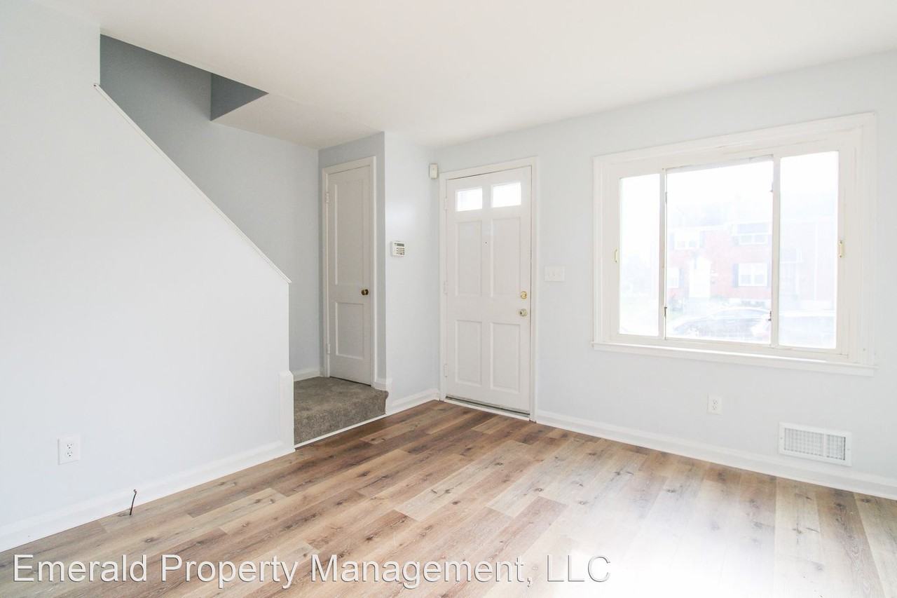 1096 Cameron Rd - Photo 3 of 14
