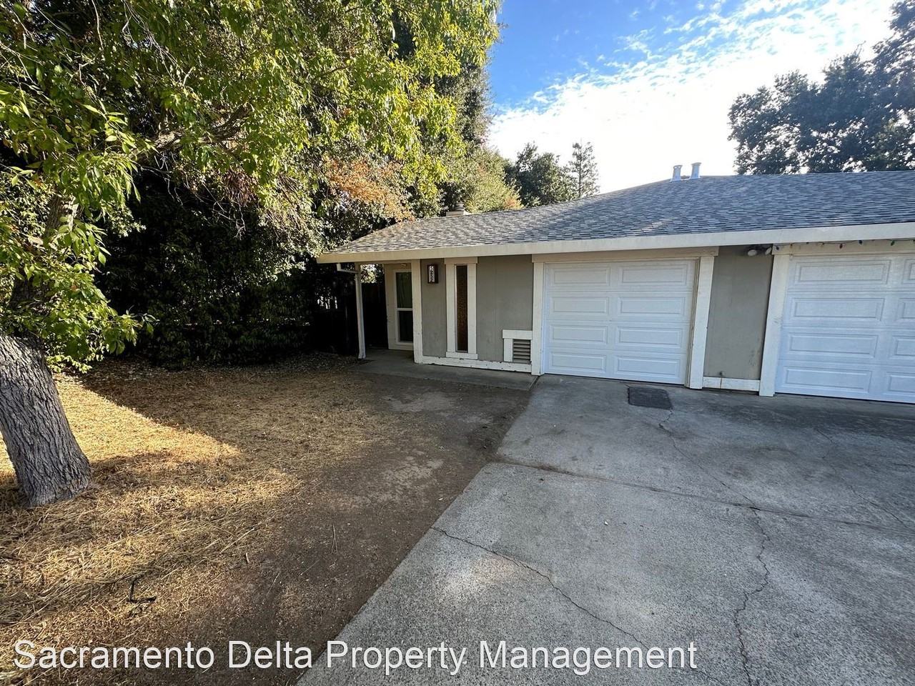 5250/5252 Arbardee Drive - Photo 3 of 23