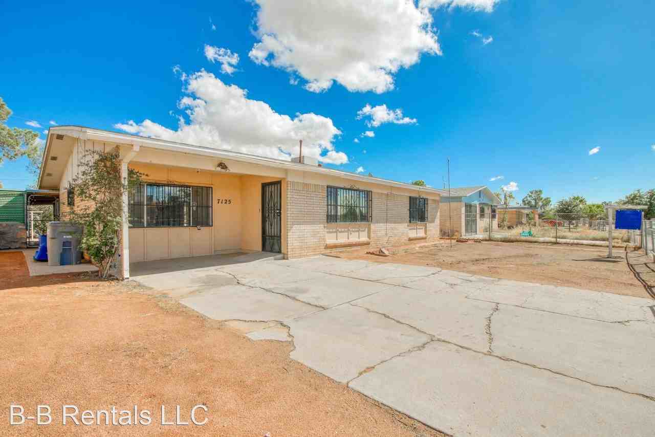7125 Date Tree Ln - Photo 3 of 37