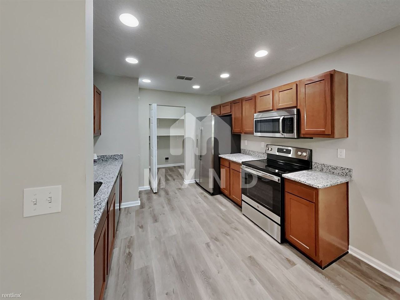 3776 Freeman Rd - Photo 3 of 21
