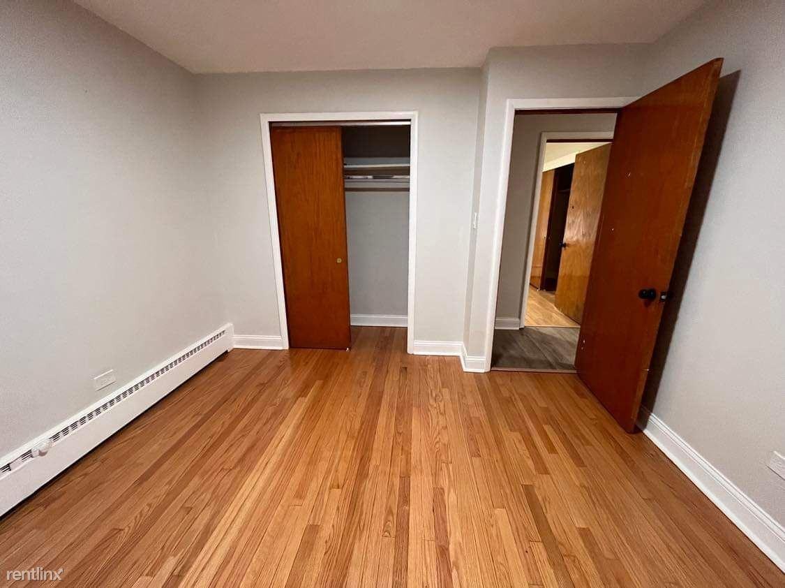 5955 S Kilbourn Ave - Photo 2 of 11