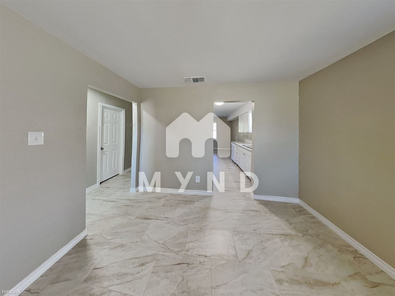 1303 S Cardinal St #A - Photo 3 of 14