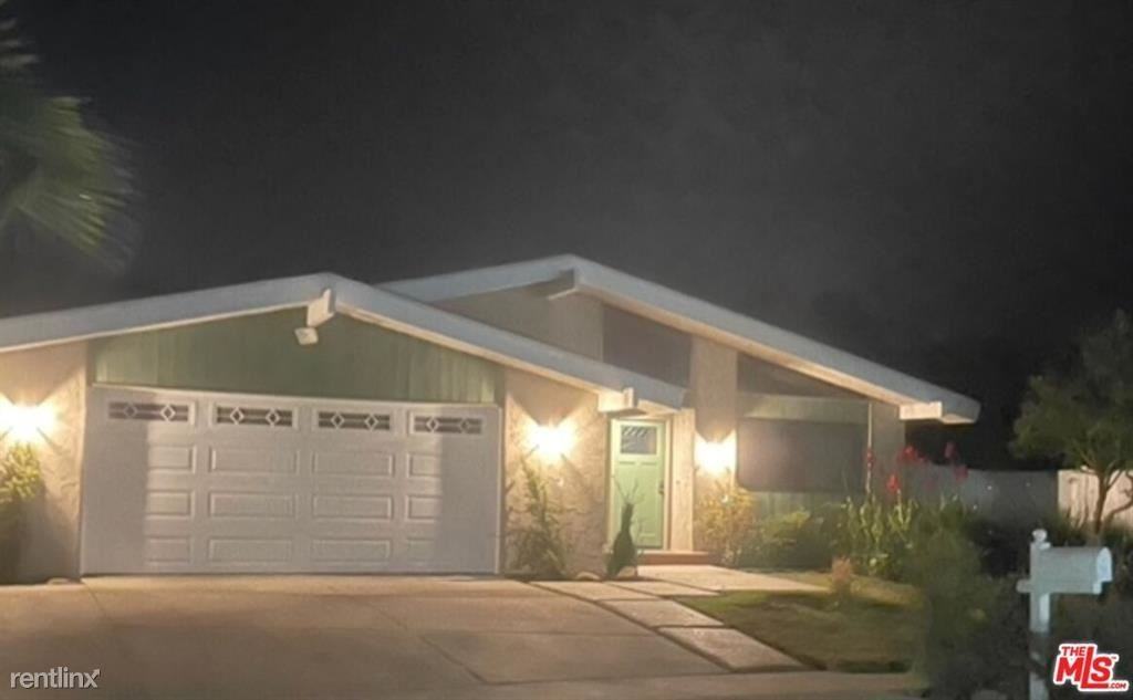 6416 Sea Star Dr - Photo 3 of 10