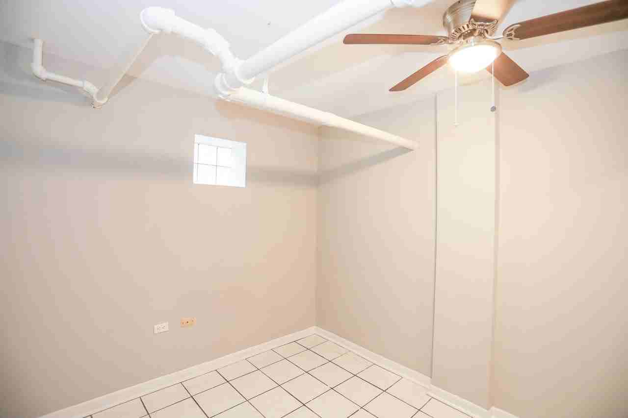 1342 W Foster Ave #GW - Photo 6 of 12