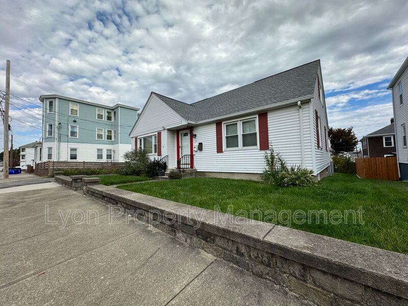 23 Amory St - Photo 2 of 19