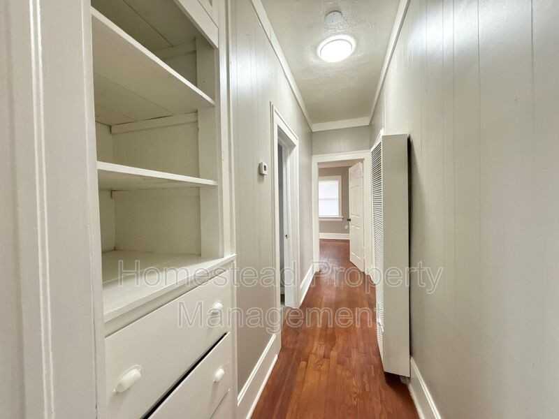 2118 Nw 15th St - Photo 6 of 9