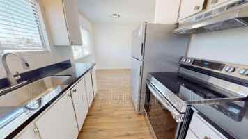 featured image of 1710 Bruce Dr #29