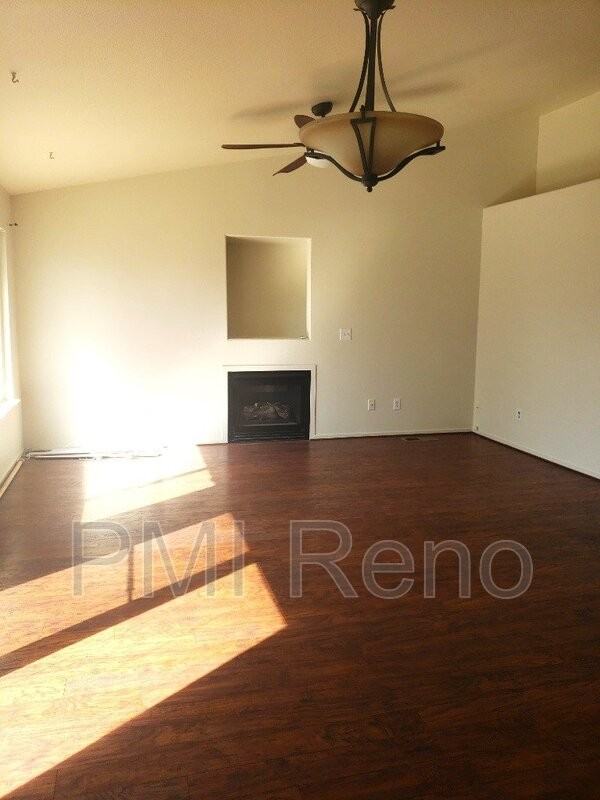 613 Annie Way - Photo 3 of 12