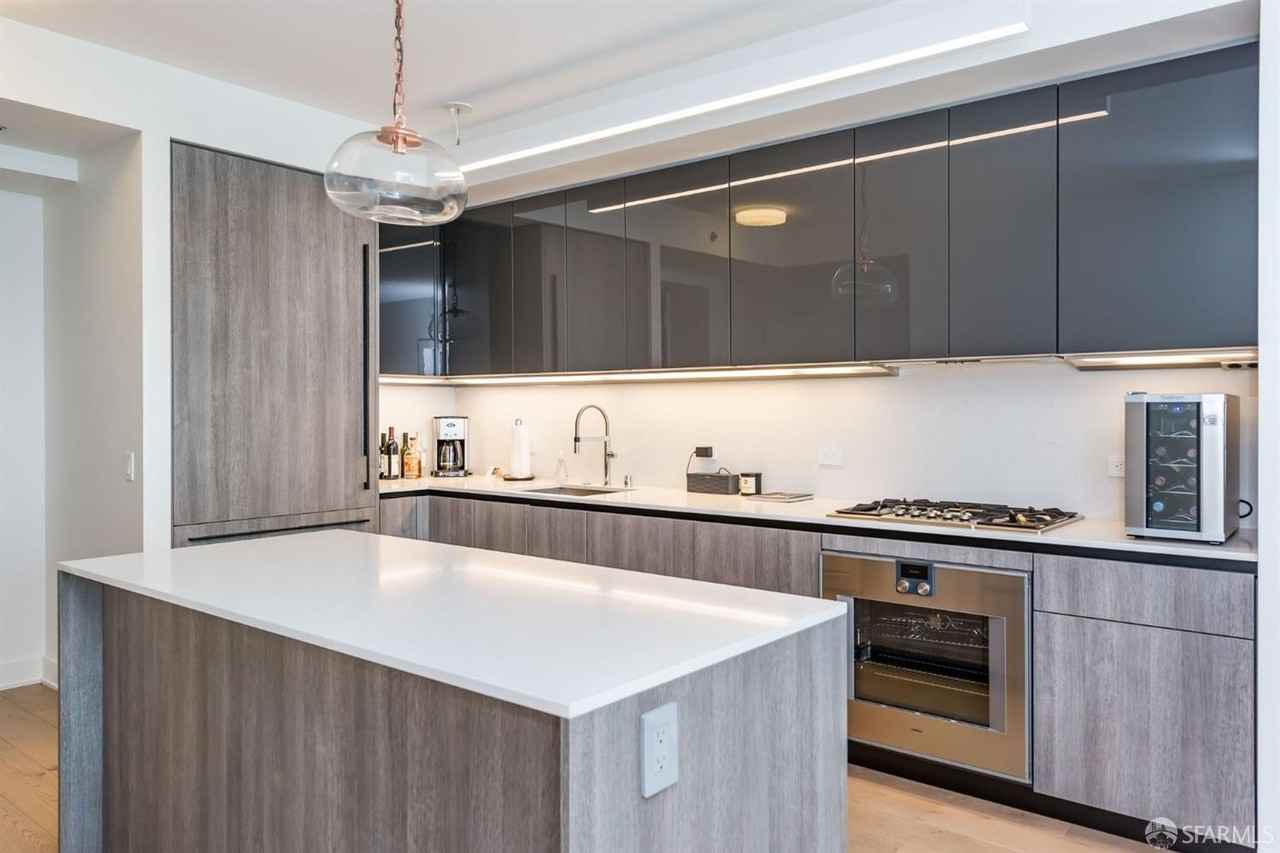 338 Main St #10B - Photo 3 of 24