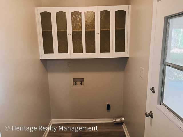 246 Randy Cir - Photo 2 of 10
