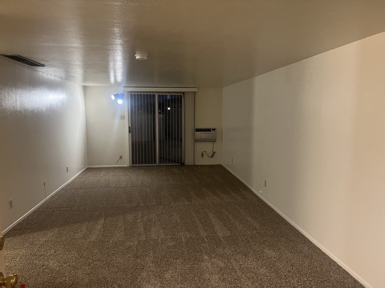 8328 Comanche Rd Ne - Photo 7 of 18