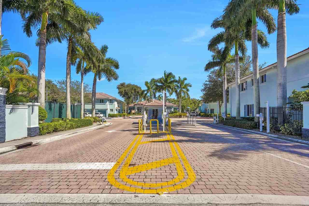 1969 Alamanda Way - Photo 6 of 25