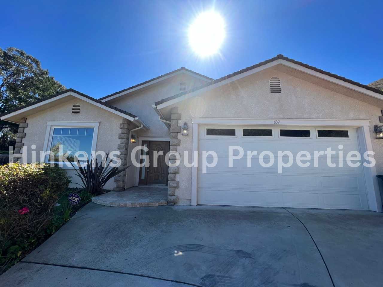 637 S C St - Photo 2 of 18