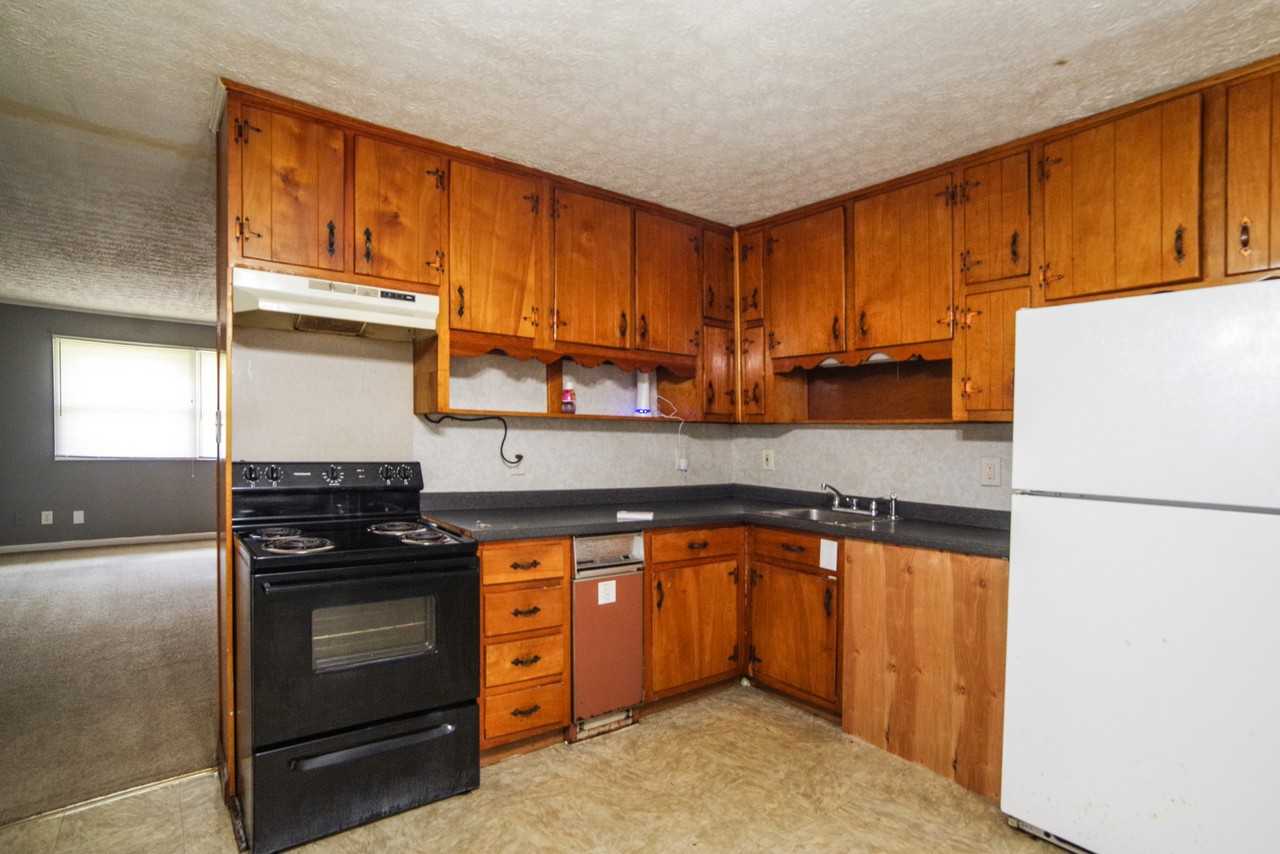 1395 Vesta Ter - Photo 3 of 10