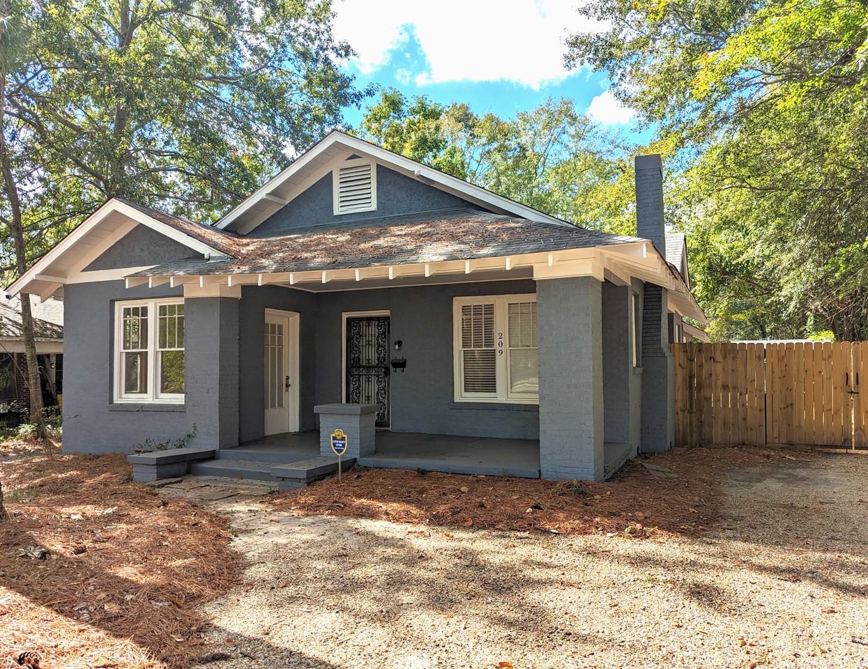 209 S 21st Ave - Photo 2 of 20