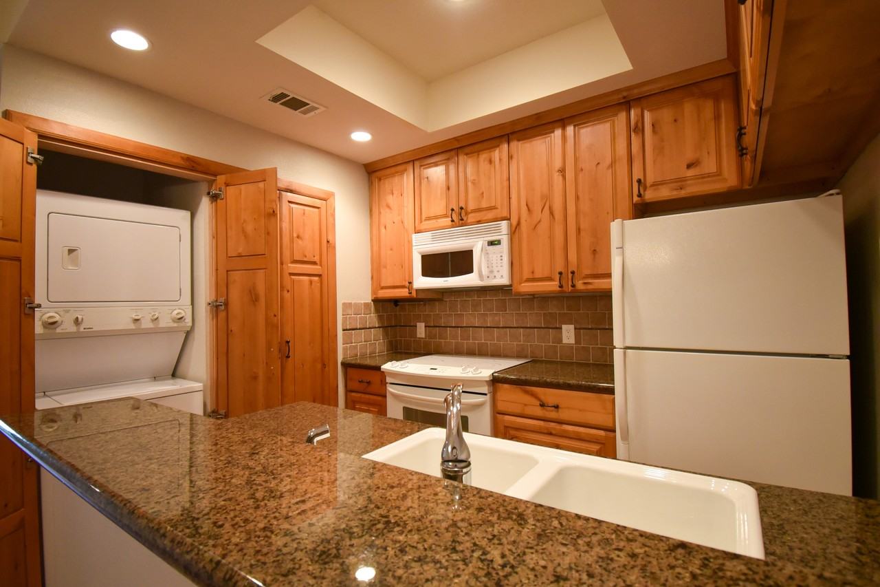 11711 Memorial Drive #384 - Photo 5 of 12