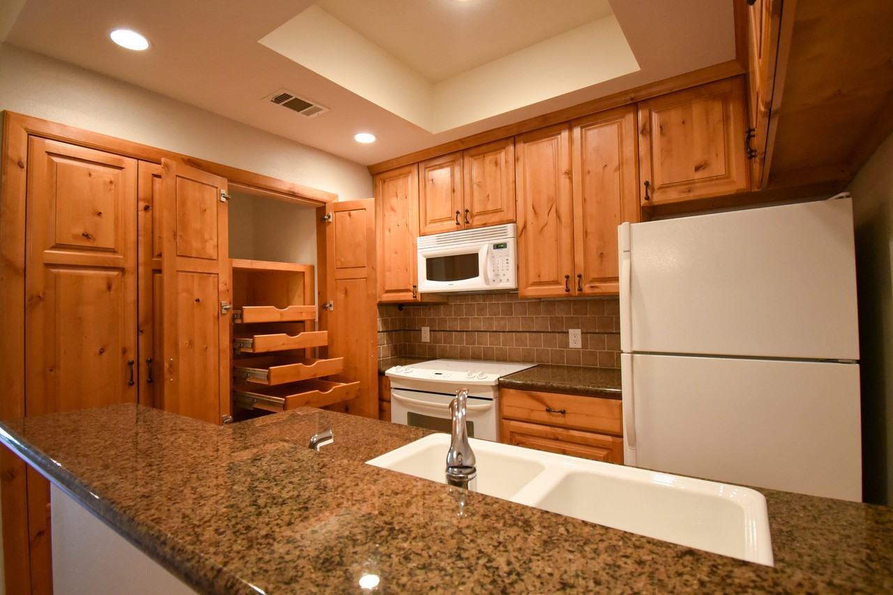 11711 Memorial Drive #384 - Photo 6 of 12