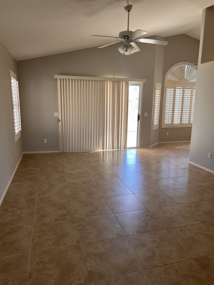 11611 W Buck Mountain Ct - Photo 2 of 12