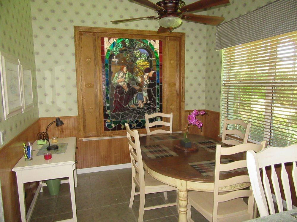 1074 Avenida Sonoma - Photo 4 of 24