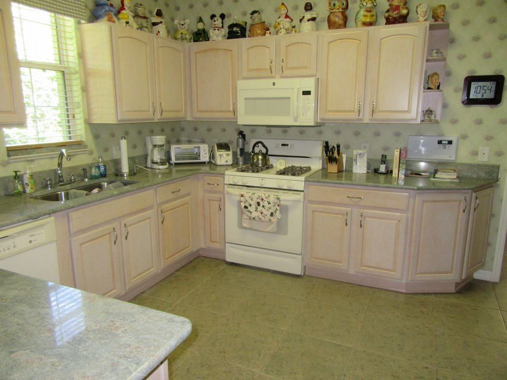 1074 Avenida Sonoma - Photo 6 of 24