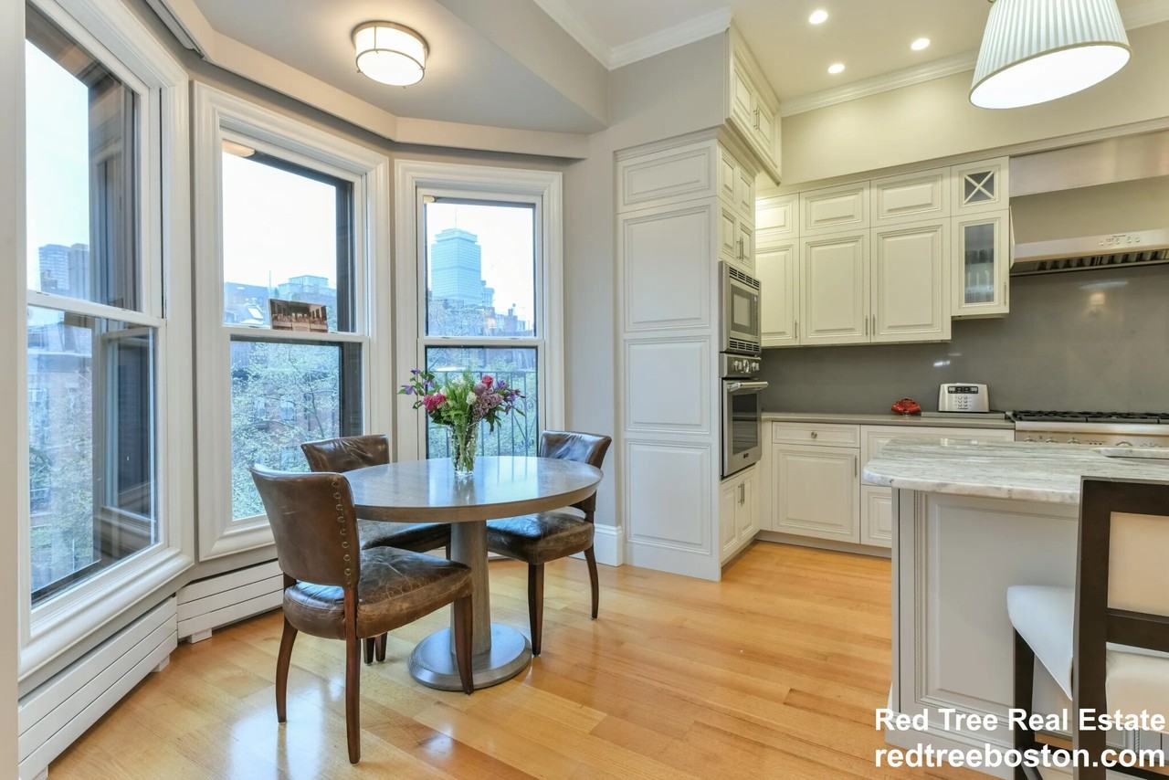 214 Beacon St #3 - Photo 3 of 30