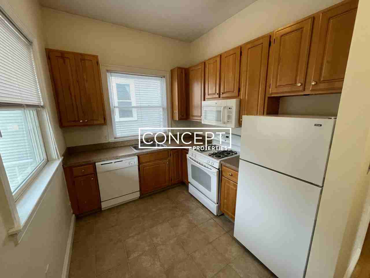 9 Gardner Ter #3 - Photo 2 of 19
