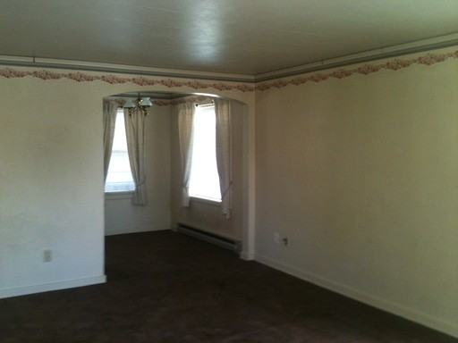 524 C St - Photo 2 of 5