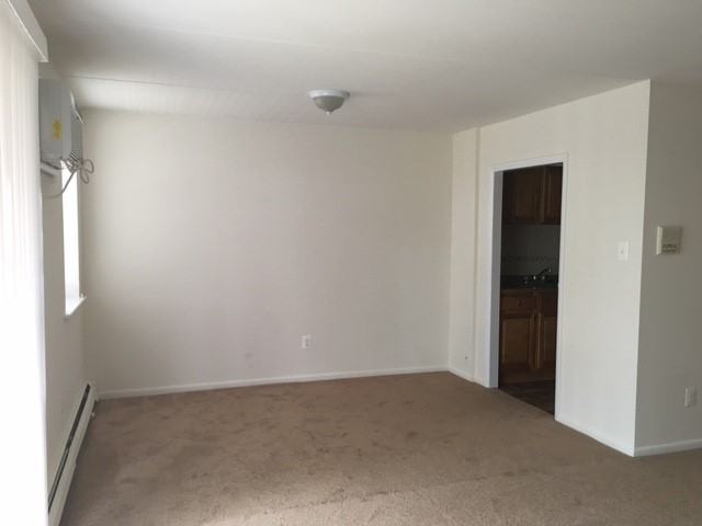 Woodlynne Apartments - Photo 3 of 8