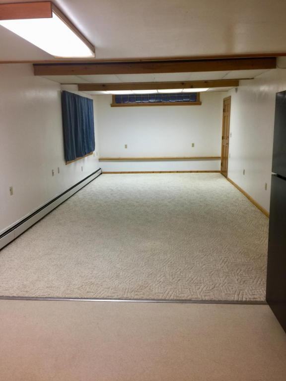 620 Washakie St - Photo 3 of 8