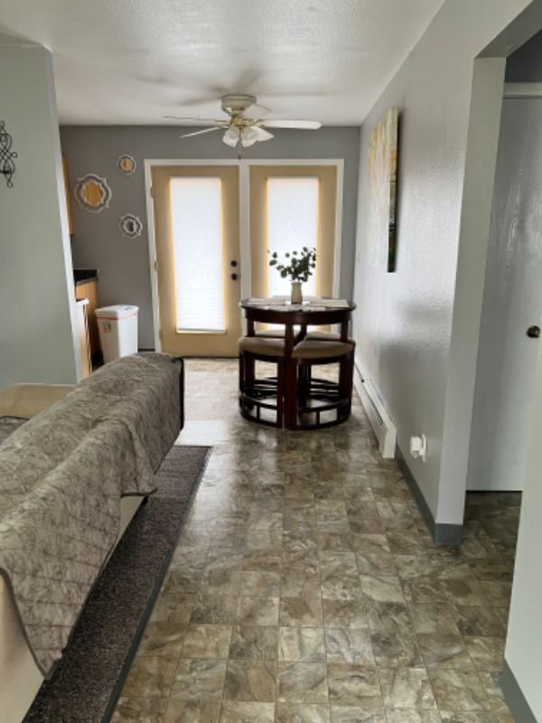 6501 E 10th Ave - Photo 3 of 14