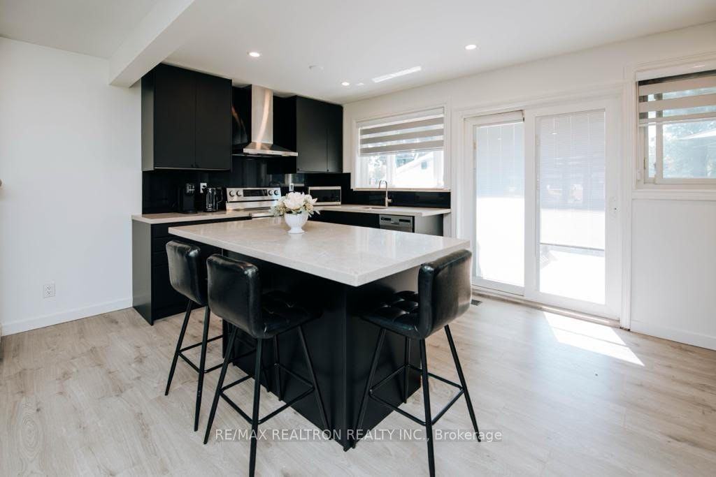 31 Goodman Crescent #None - Photo 3 of 6