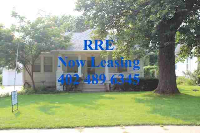 1117 N 37th St - Photo 2 of 24