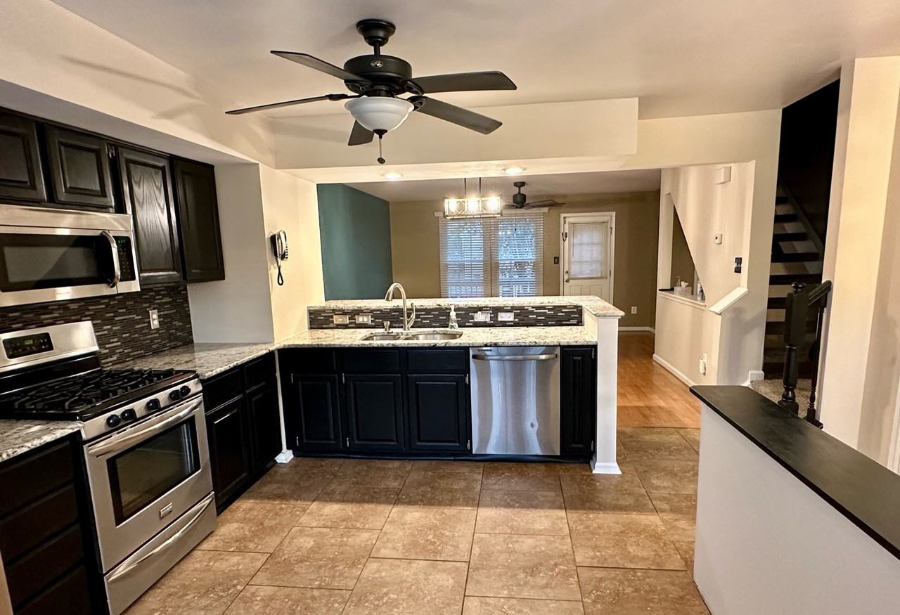 149 Armerina Dr #1 - Photo 2 of 28