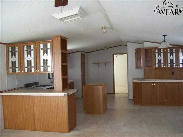 1311 Tyler Ln - Photo 2 of 11