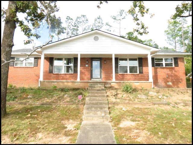 101 White Oak Ln - Photo 2 of 10
