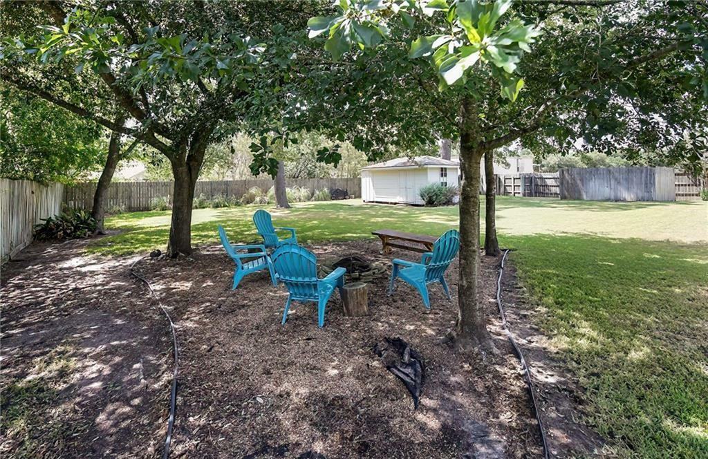 1014 Guadalupe Dr - Photo 3 of 31