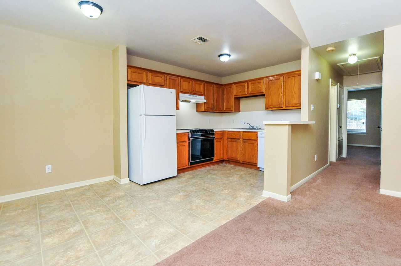 1201 Spring Loop #B - Photo 3 of 8