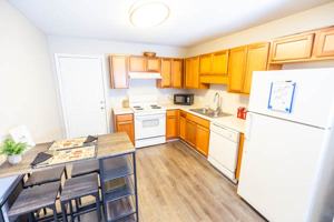 featured image of 416 Robin Rd