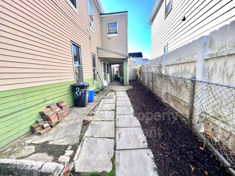 502 3rd St #1 - Photo 2 of 13