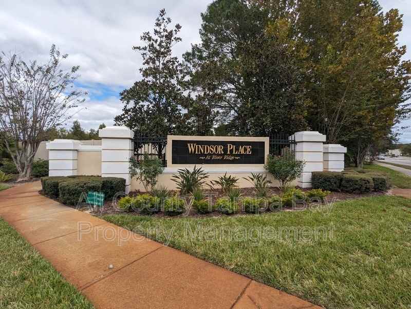 7847 Prospect Hill Cir - Photo 2 of 7