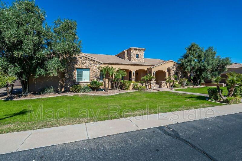 2720 E Jade Pl - Photo 3 of 50