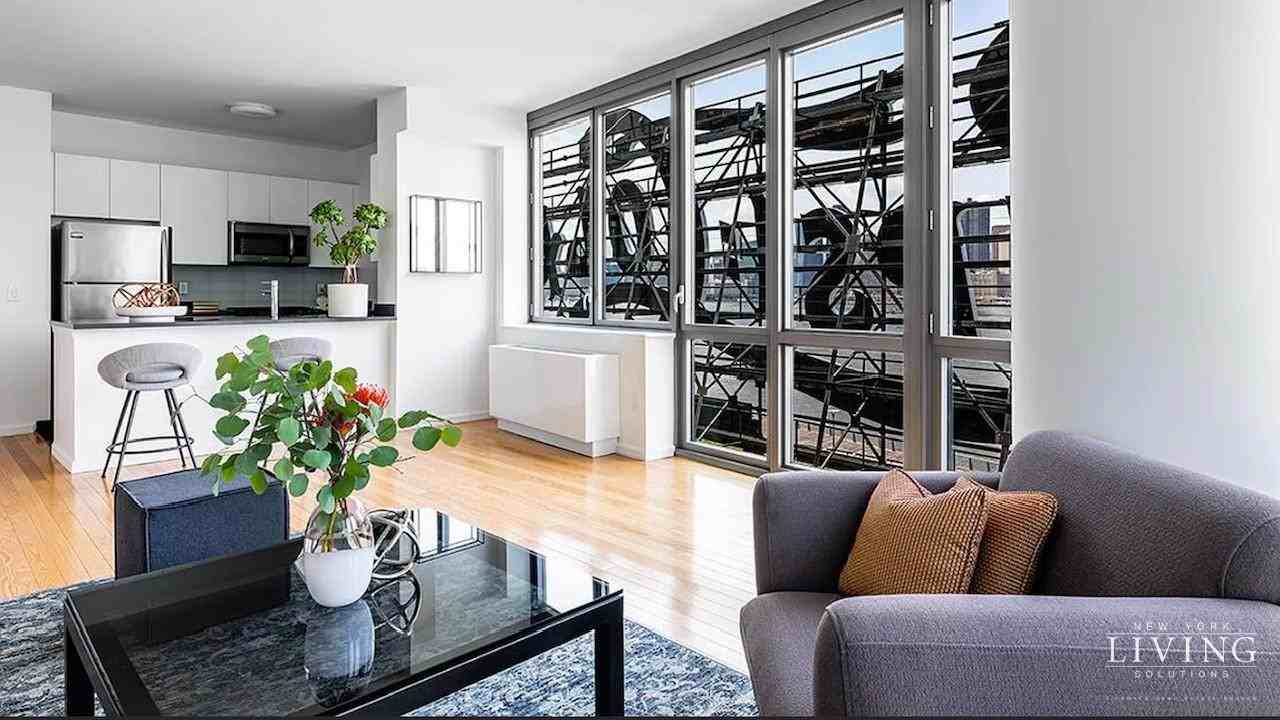 4610 Center Blvd #717 - Photo 2 of 3