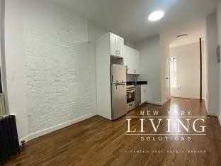 229 E 10th St #1 - Photo 2 of 3