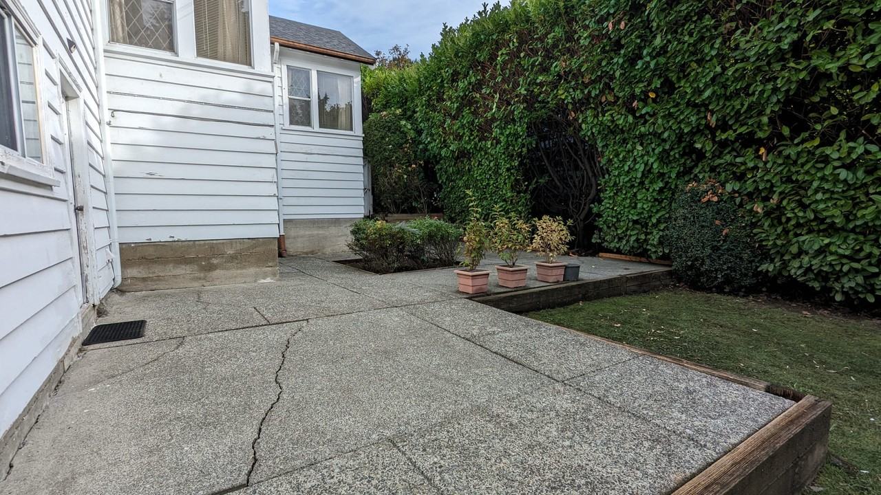 7837 Angus Dr - Photo 3 of 20