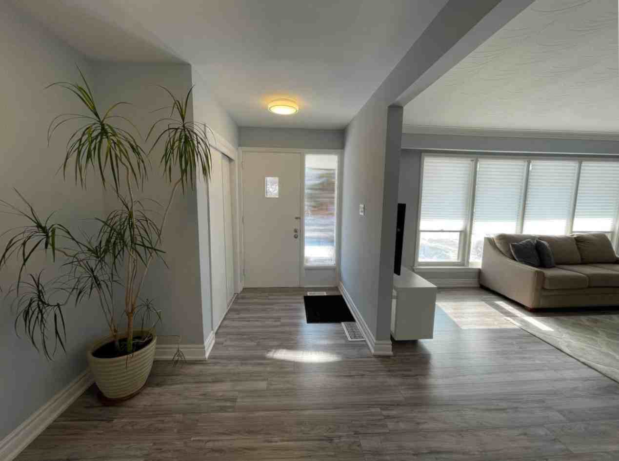 10 Sifton Court - Photo 2 of 21